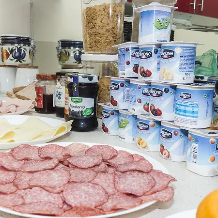 Budapest B&B Bed And Breakfast Oda ve Kahvaltı Budapeşte