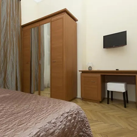 ベッド・アンド・ブレックファスト Budapest B&B Bed And Breakfast 3*