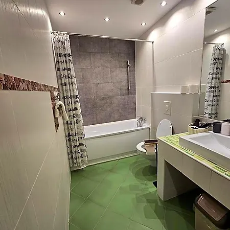Budapest B&B Bed And Breakfast