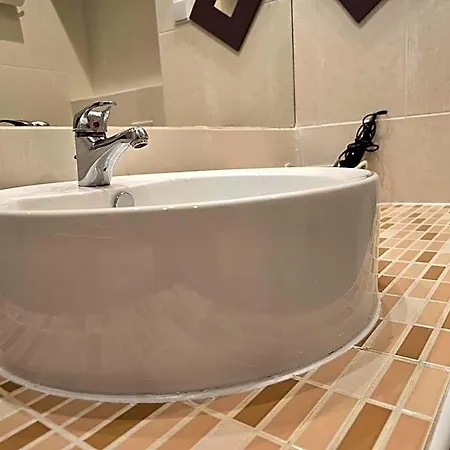 לינה וארוחת בוקר Budapest B&B Bed And Breakfast 3*