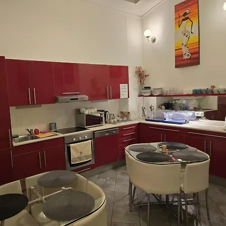 Budapest B&B Bed And Breakfast לינה וארוחת בוקר בודפשט