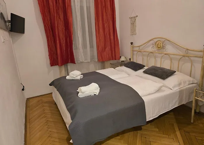 Budapest B&B Bed And Breakfast Отель типа 
